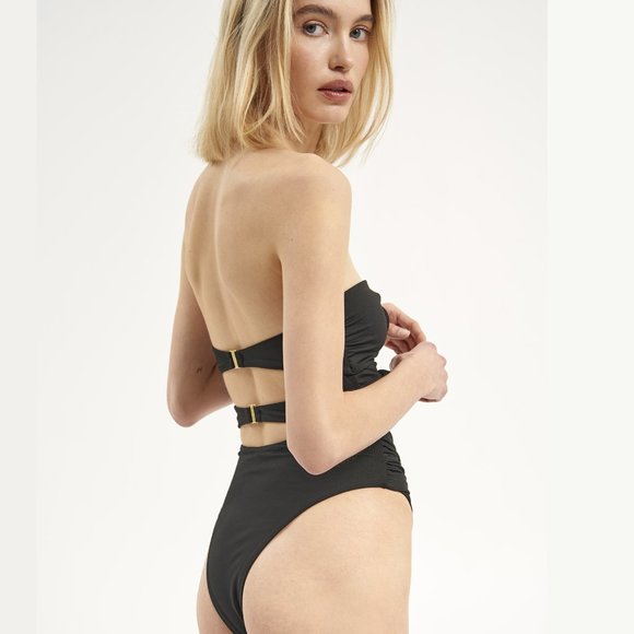 La Reveche Swim | Vesna One piece Black with Cut Outs and Rosebuds - Picture 2 of 10